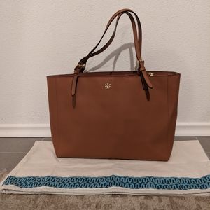 Tory Burch Robinson Bag